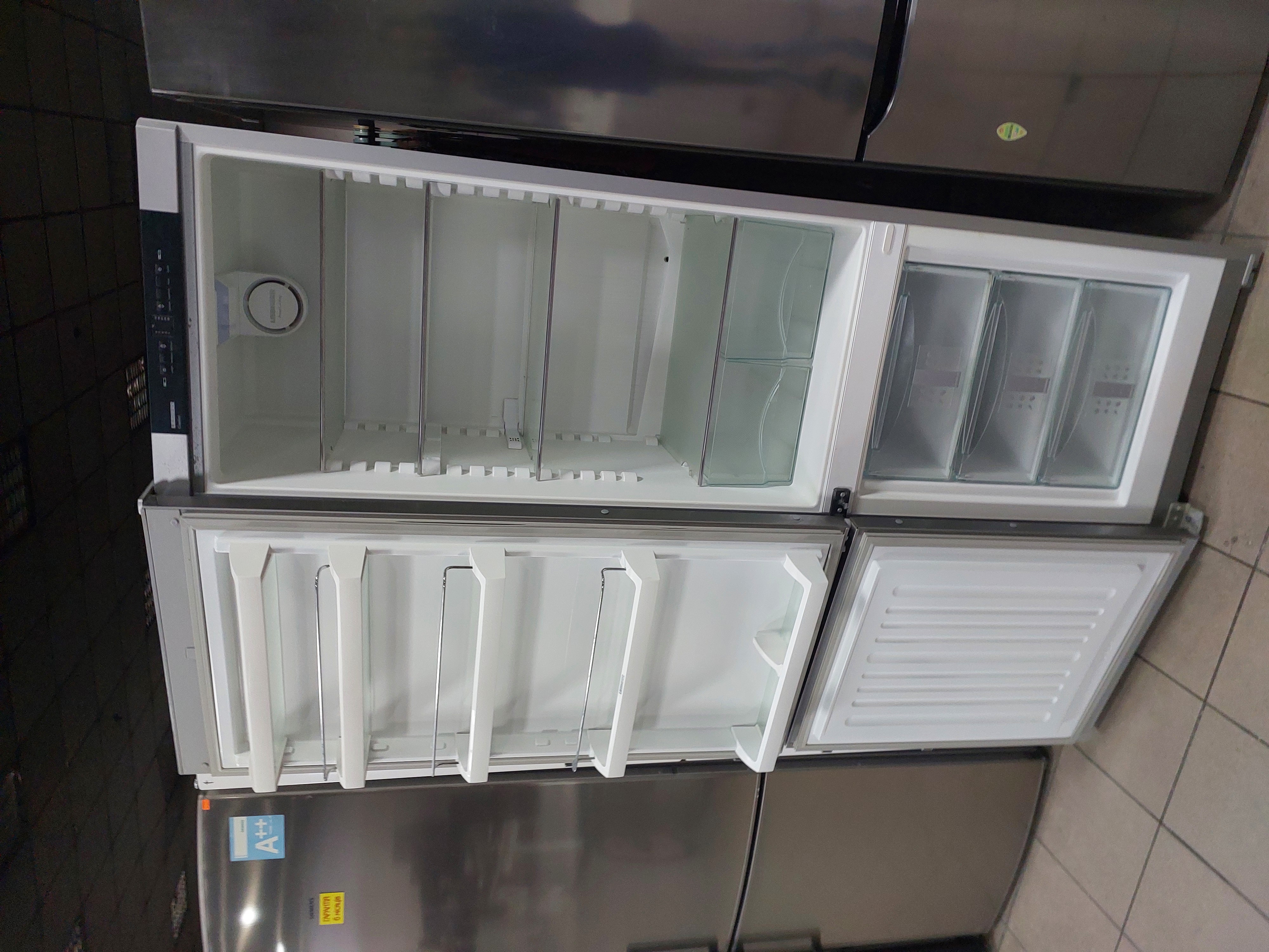 Холодильник Liebherr CPesf 4023 Image