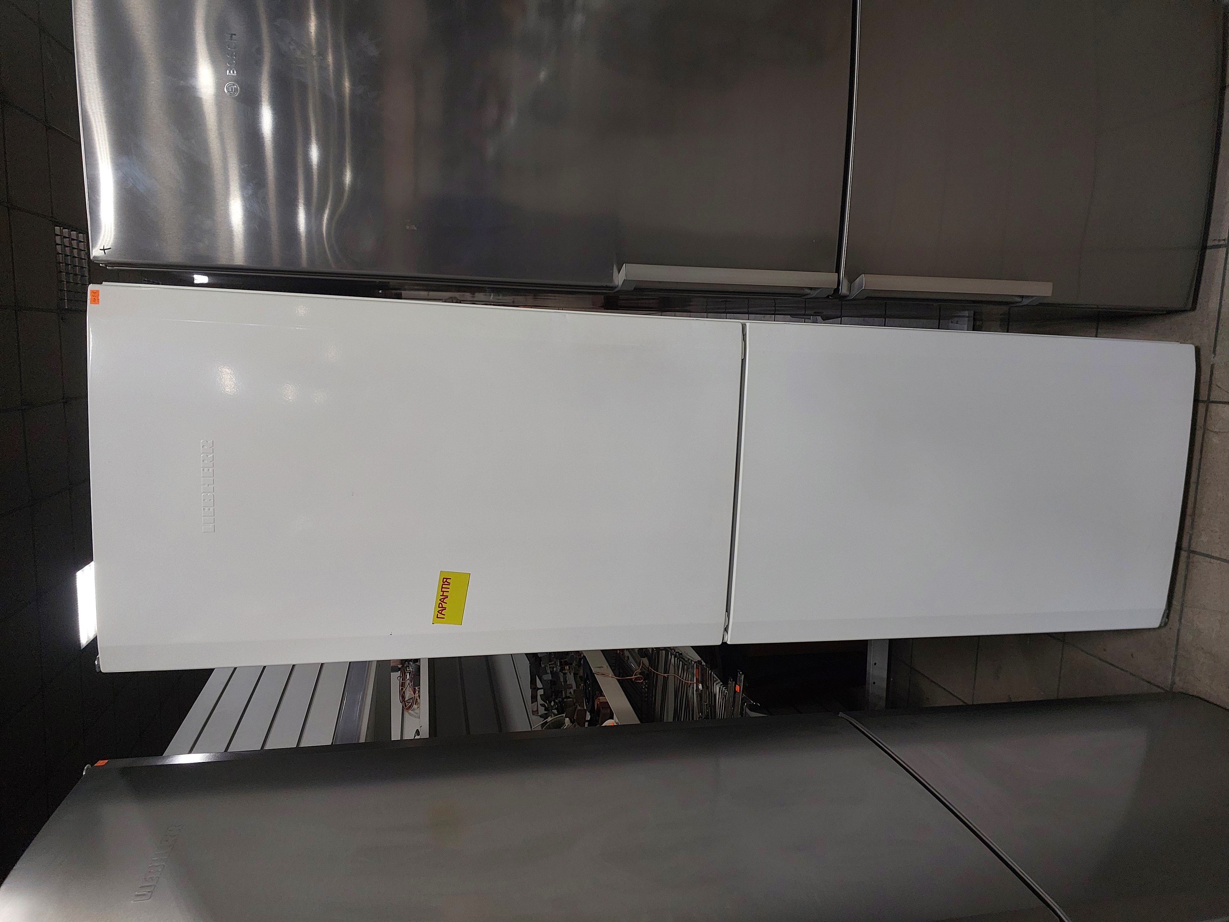 Холодильник Liebherr CUN 3933