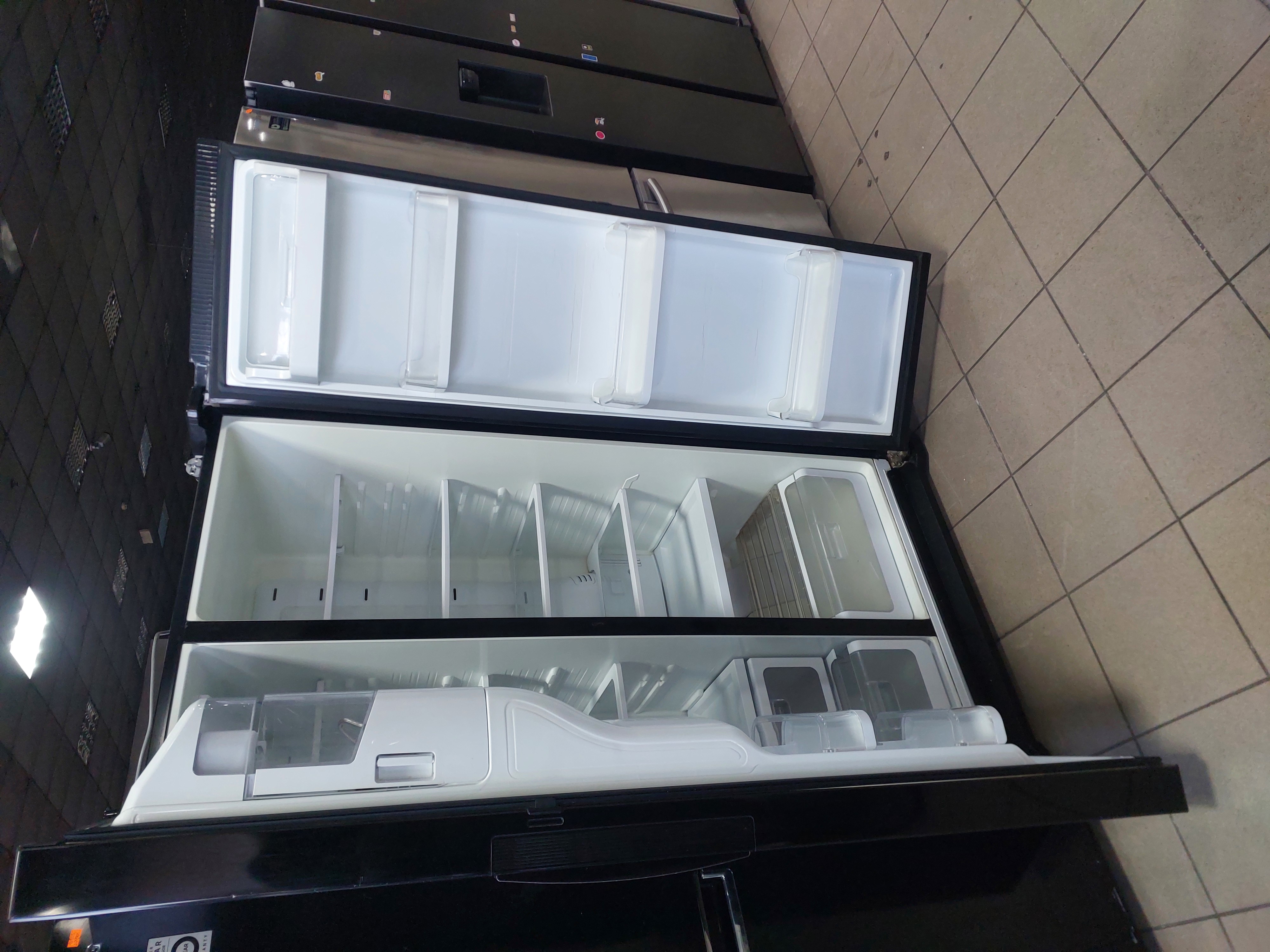 Холодильник Samsung Image