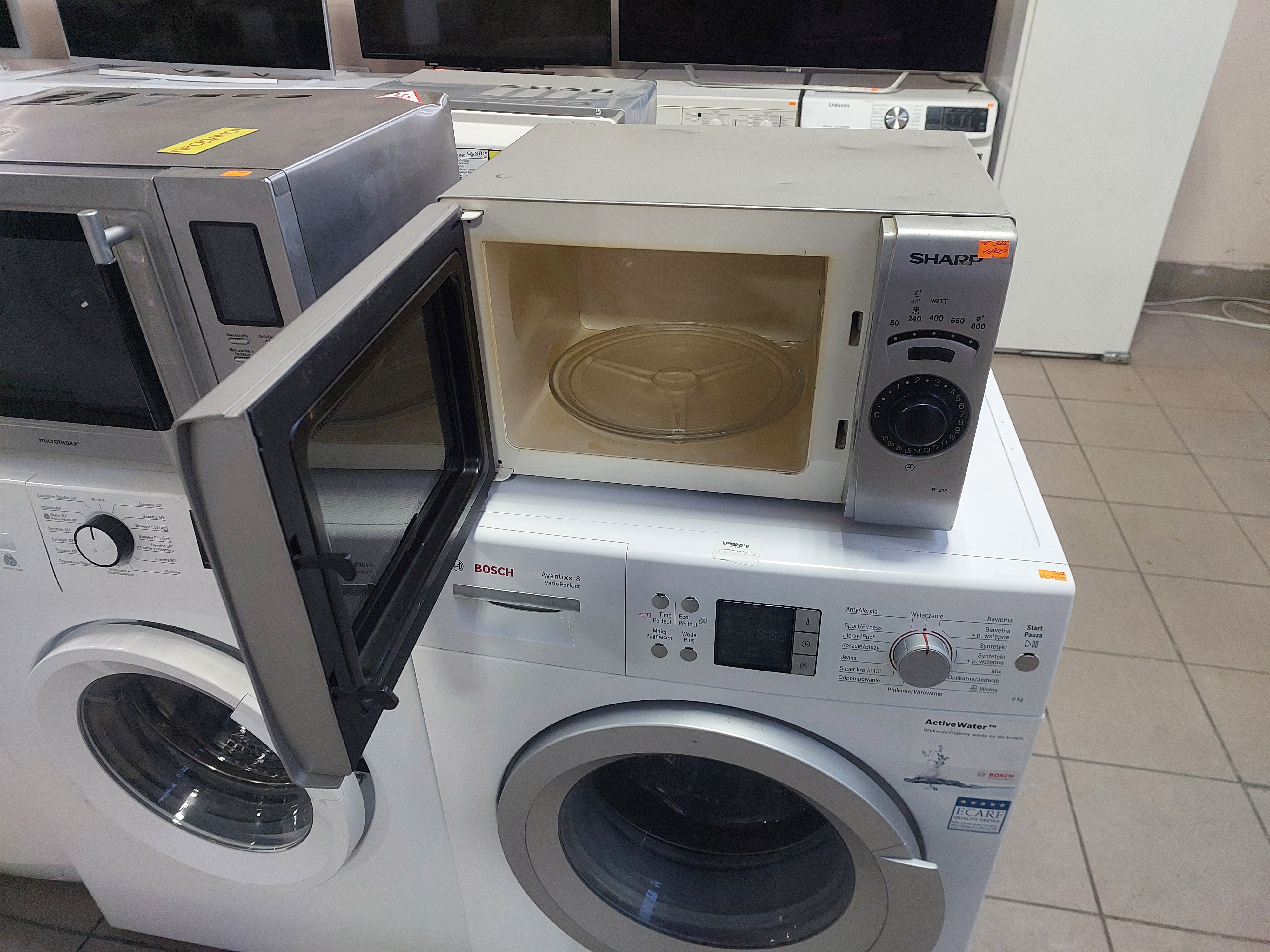 Мікрохвильова піч Sharp R-212 Image