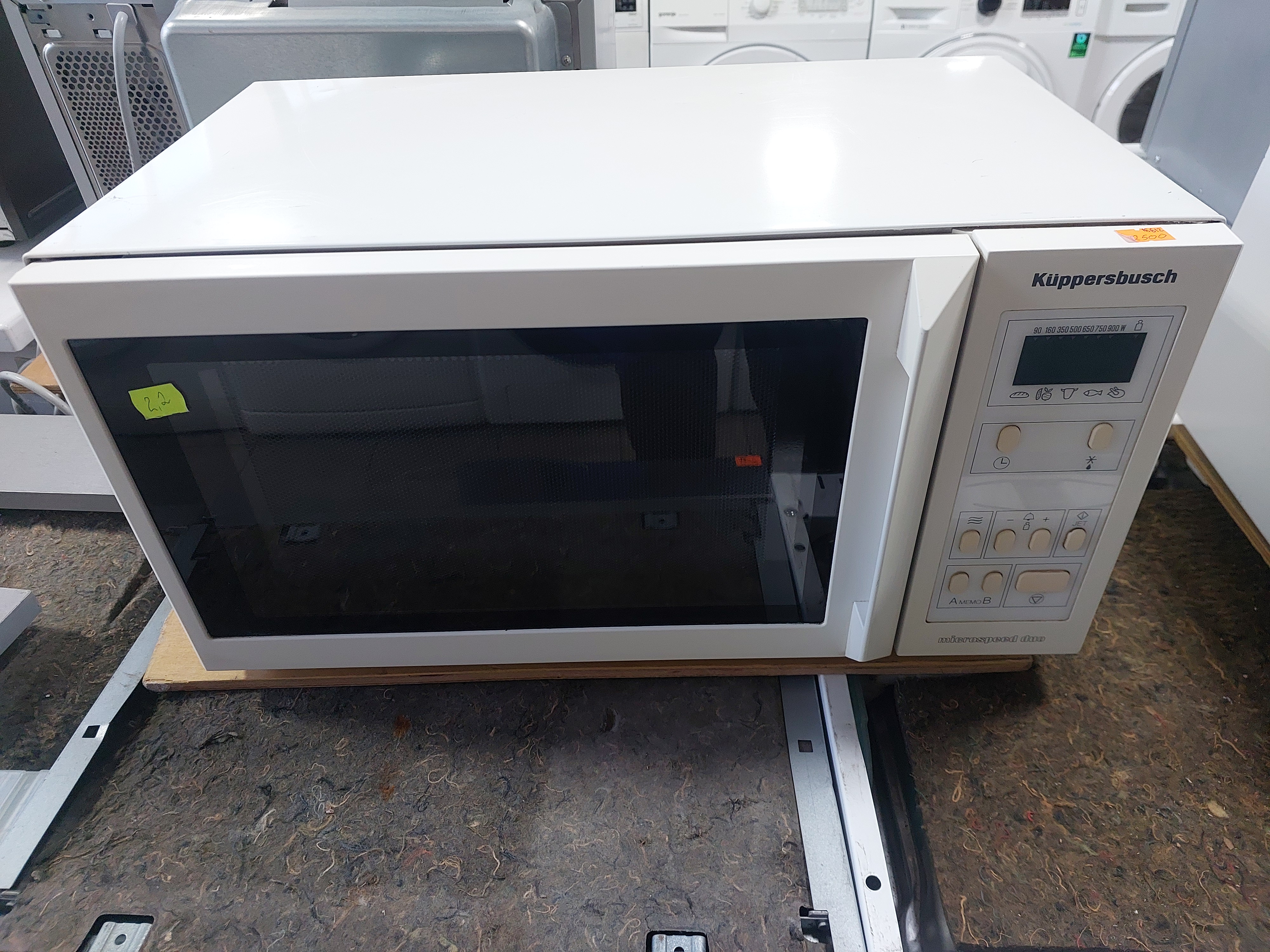 Мікрохвильова піч Kuppersbusch