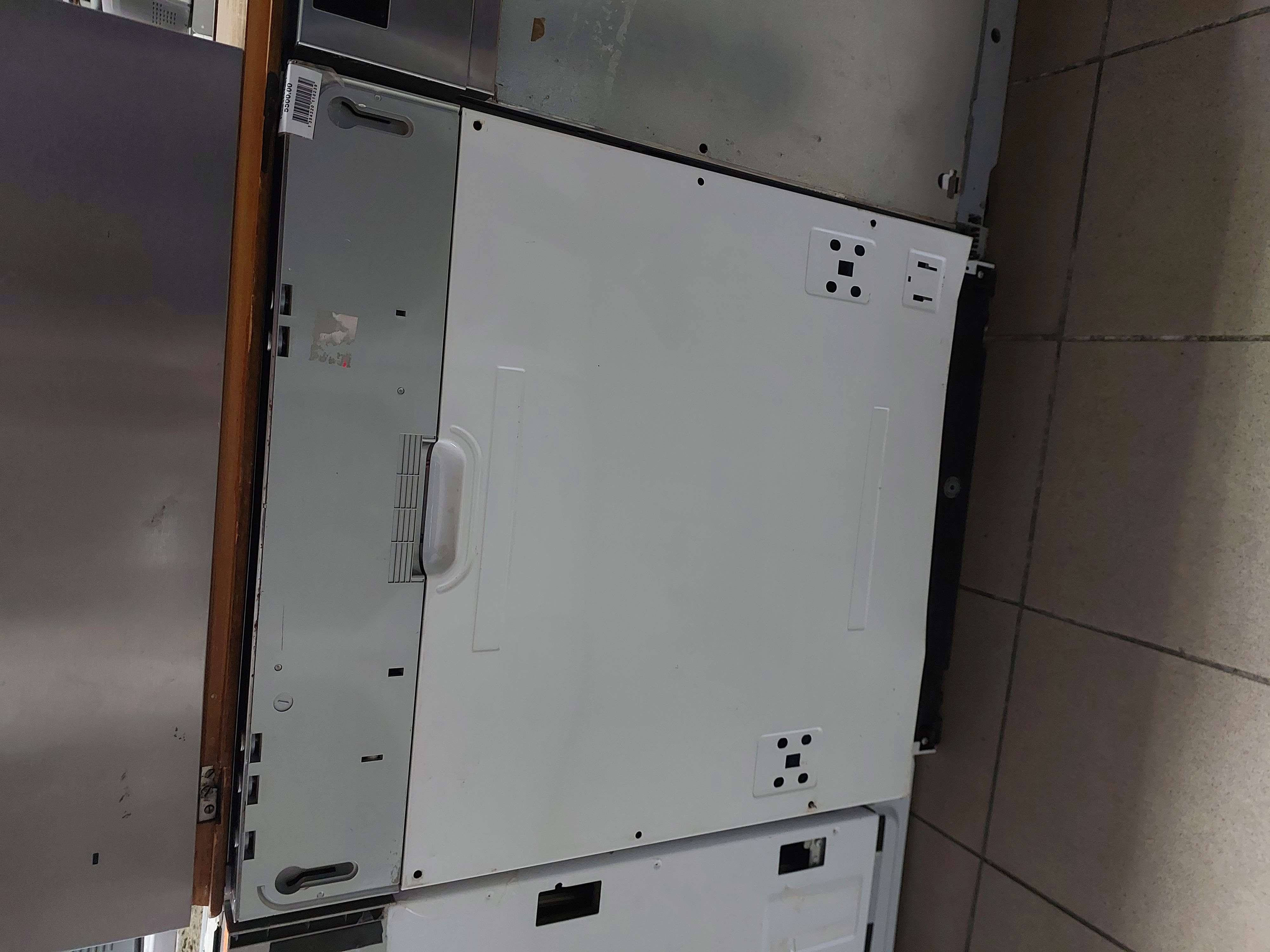 Посудомийна машина TEKA MD153L03337