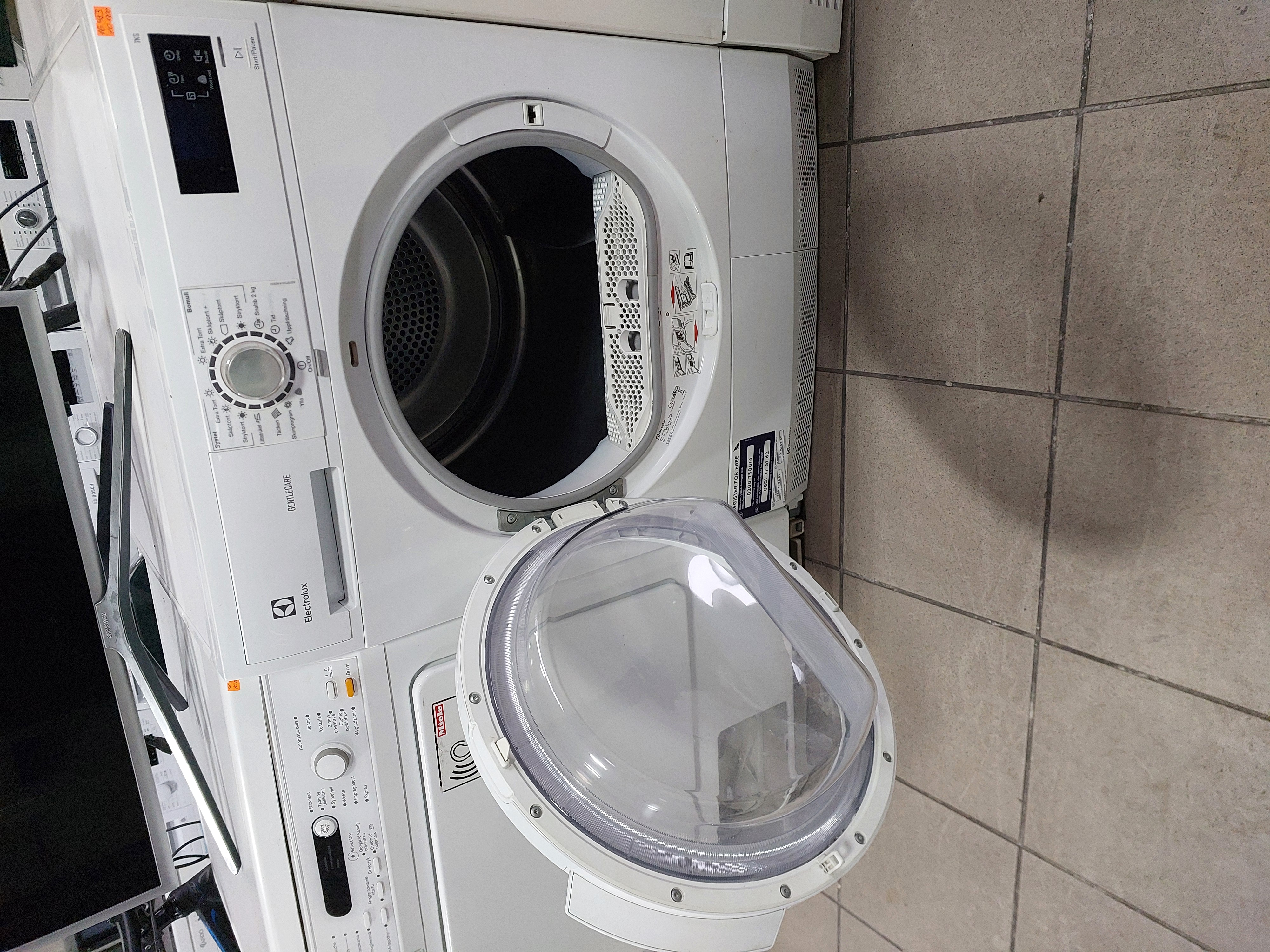 Сушильна машина Electrolux HT42A7110 Image