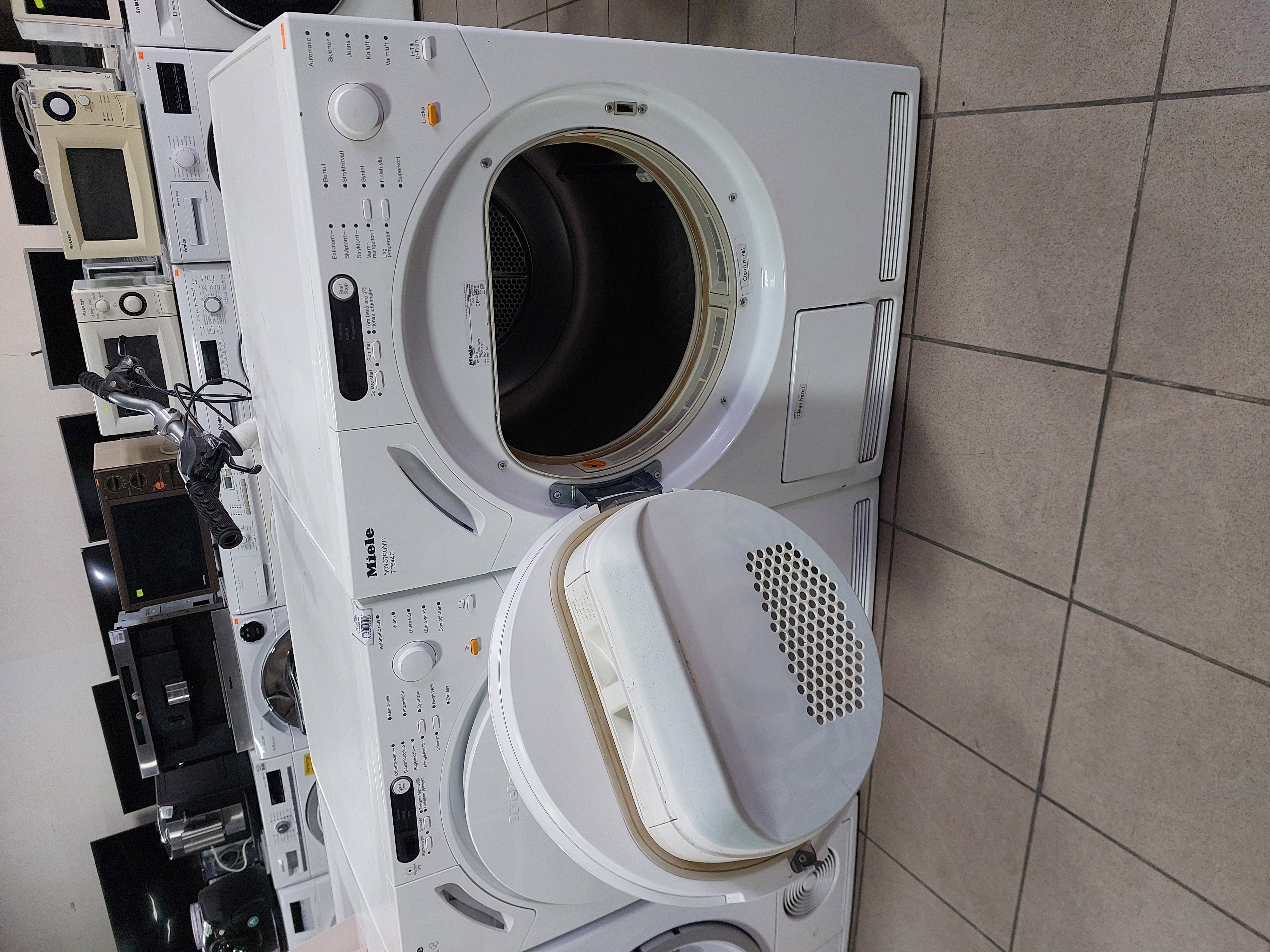 Сушильна машина Miele T 7744 C Image