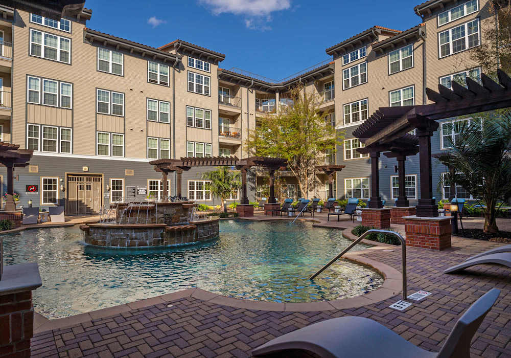 Knightvest Capital Strengthens Houston Footprint with the Acquisition of Whitmore Complex