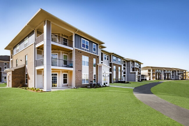 Gray Capital Enhances Indianapolis Presence with Flats at Stones Crossing Acquisition