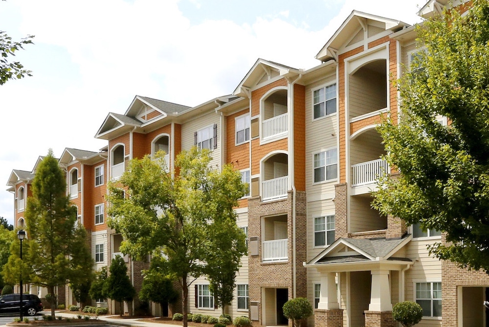ECI Group and Marcus Partners Complete Acquisition of Riverside Parc Apartments in Atlanta