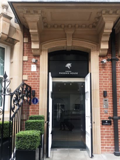Where to Stay in Chelsea, London: Cheval Residences Phoenix House at Sloane Square