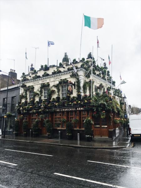 churchill arms pub london