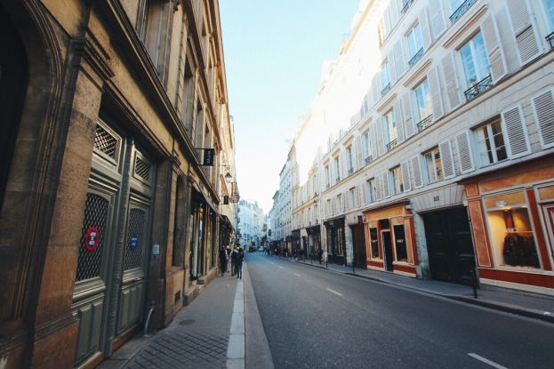 renting an apartment in paris