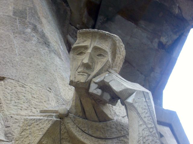 sagrada familia face