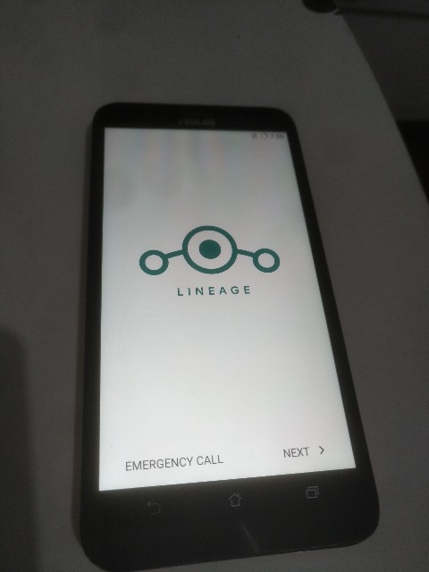 Zenfone 2 LineageOS 欢迎画面