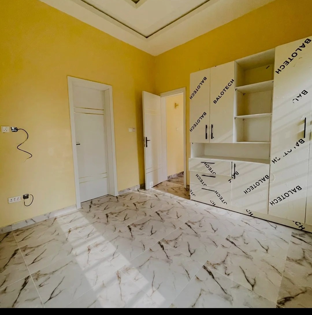 undefined || "Property"} thumbnail 4