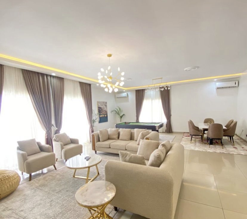 3-bedroom Service Apartment