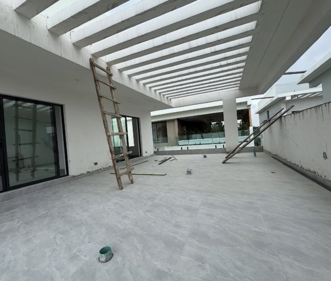 undefined || "Property"} thumbnail 4