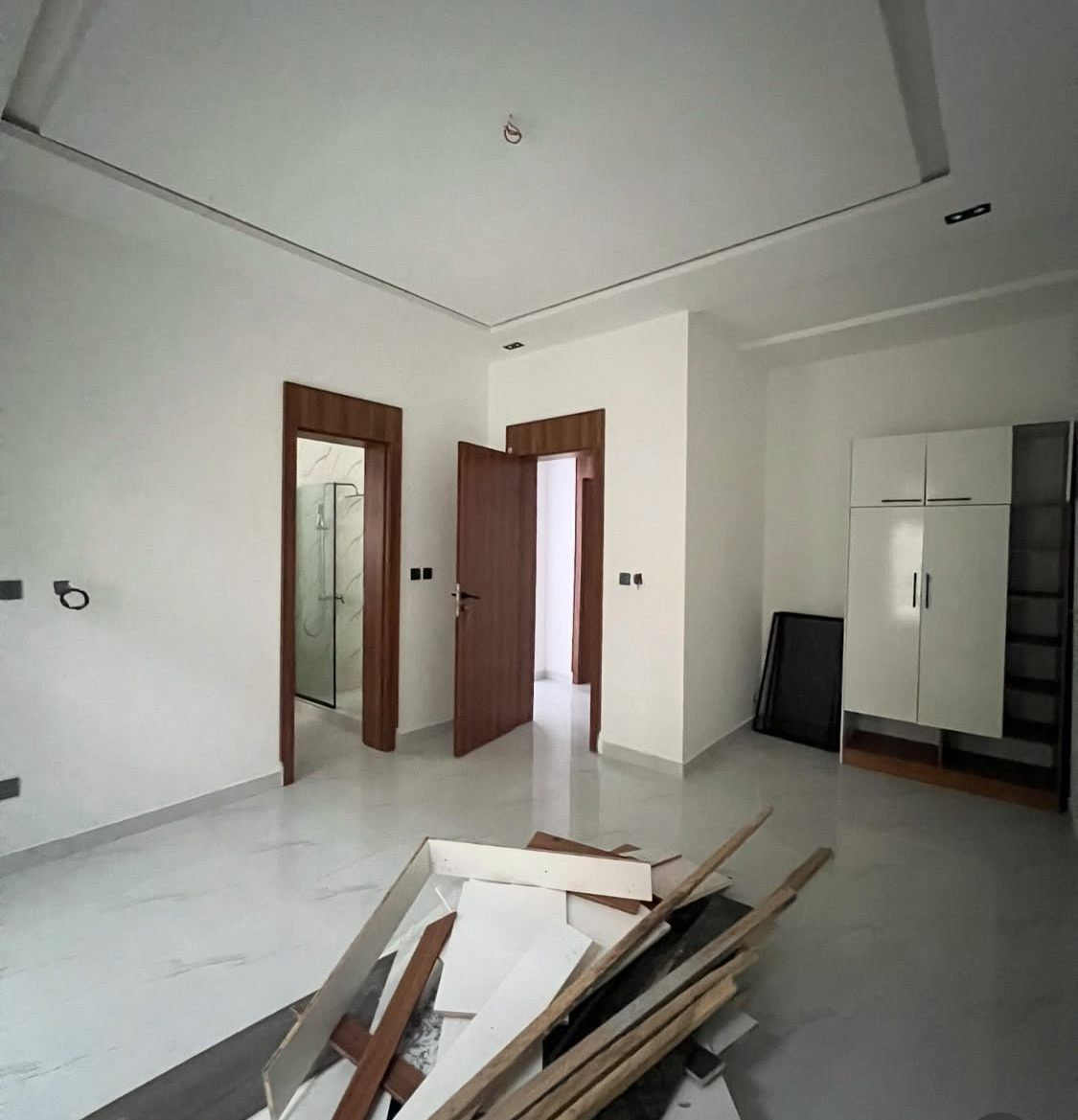 undefined || "Property"} thumbnail 5