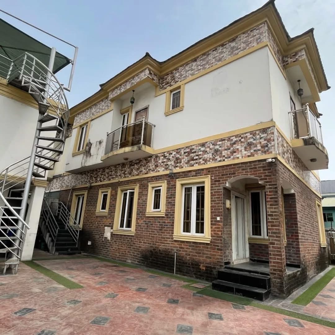 4-bedroom Semi Duplex