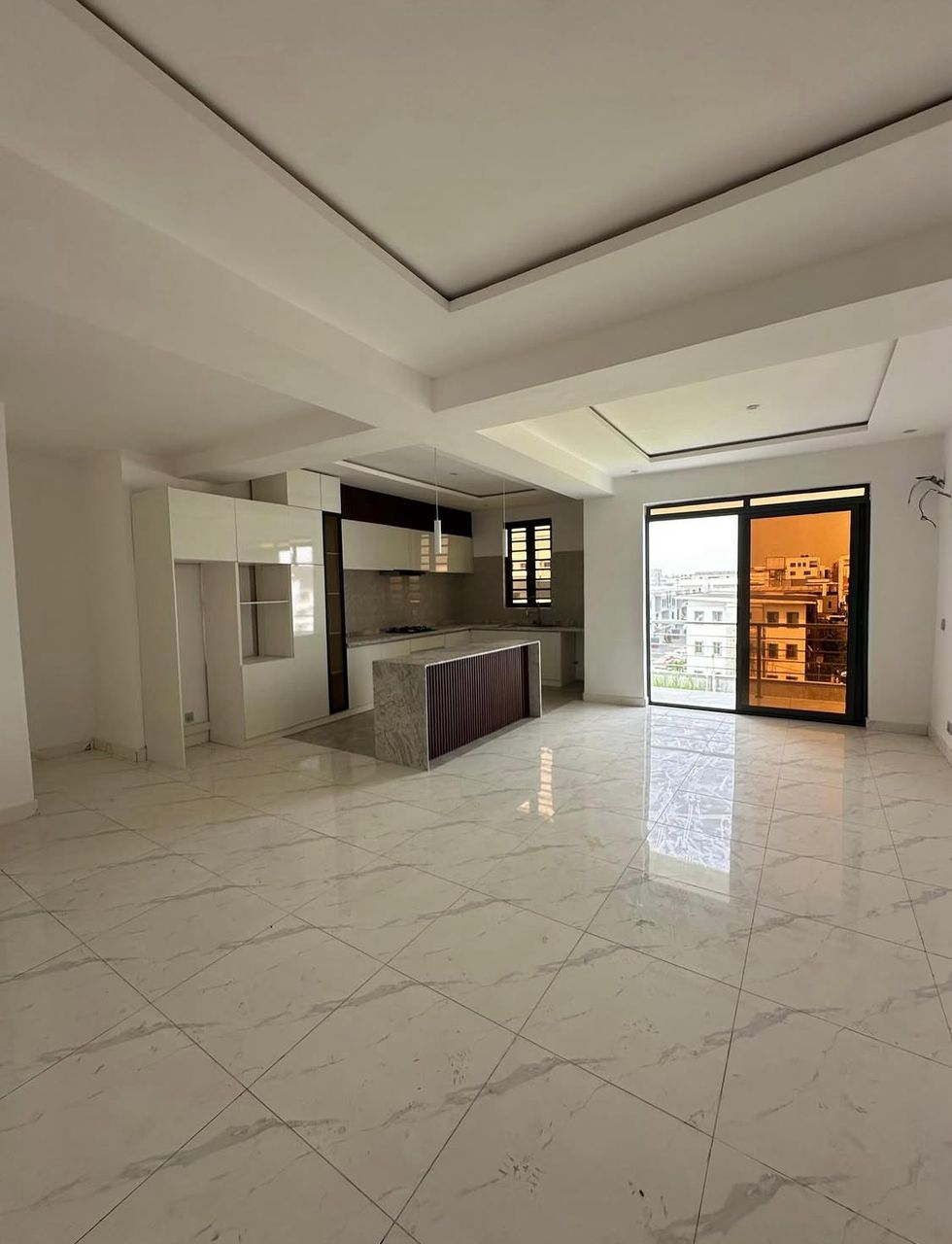1-bedroom Flat - Image 1