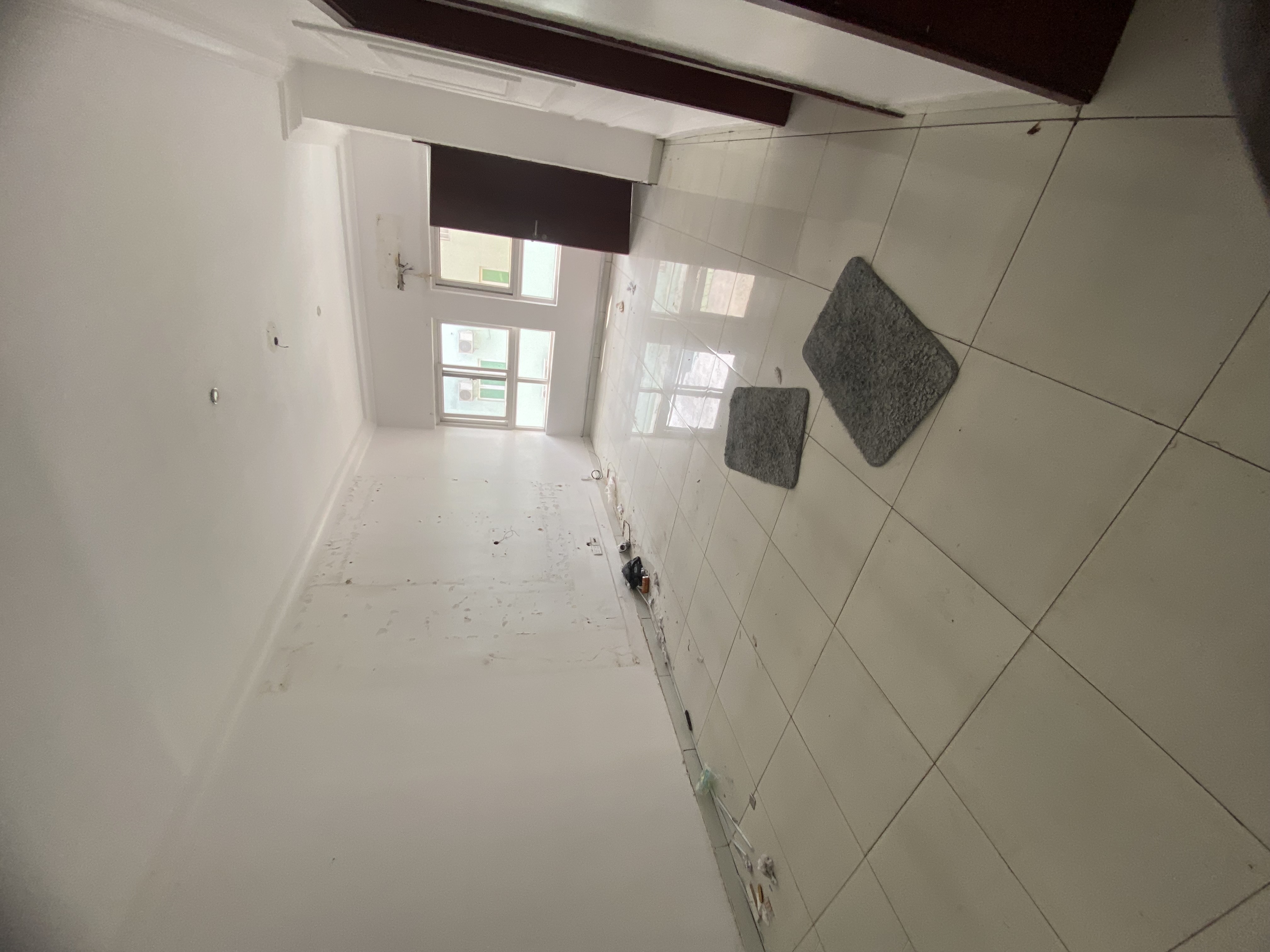 2-bedroom Flat - Image 1