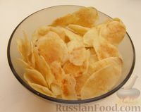 Фото к рецепту: Картофельные чипсы в микроволновке Фото к рецепту: Картофельные чипсы в микроволновке