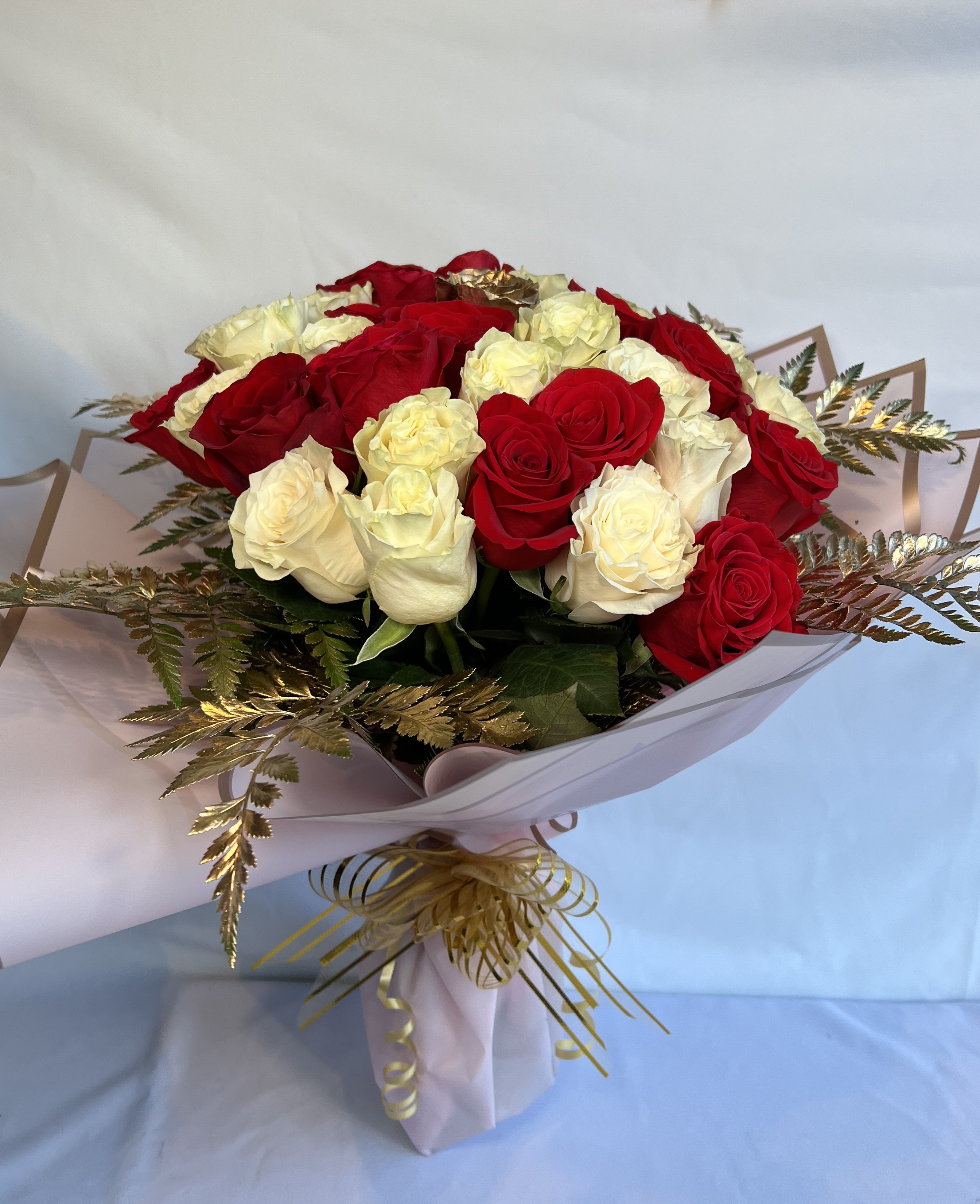 36 Rose Bouquet with Crown