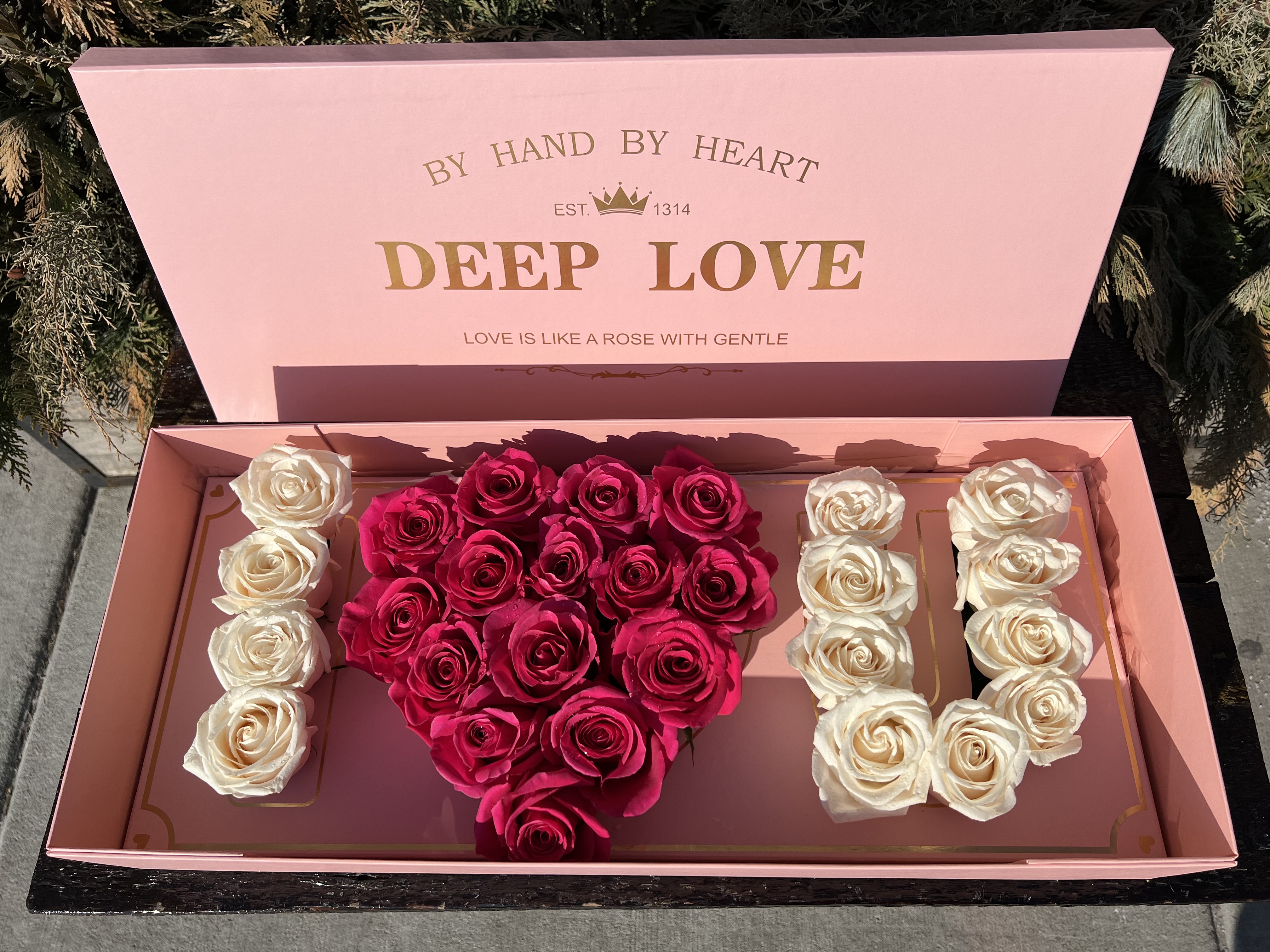 Deep Love Rose Box