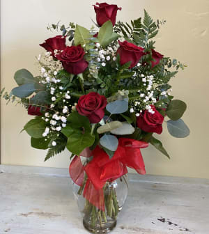 One Dozen STANDARD Red Roses