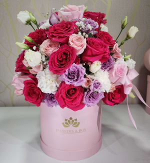 Blushing Love Box Flower Bouquet