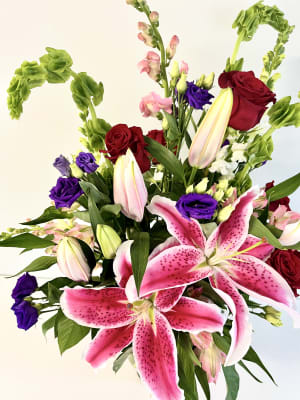 Stunning Stargazers Flower Bouquet