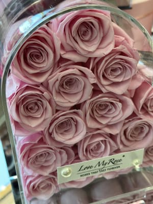 Acrylic Forever Roses Heart Blush