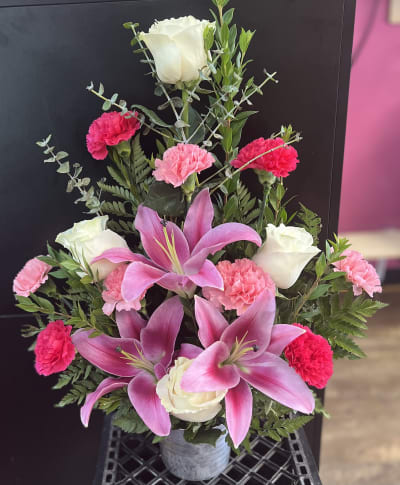 Ramo Buchon Oak Lawn IL Flower Shop - Local Florist Chicago