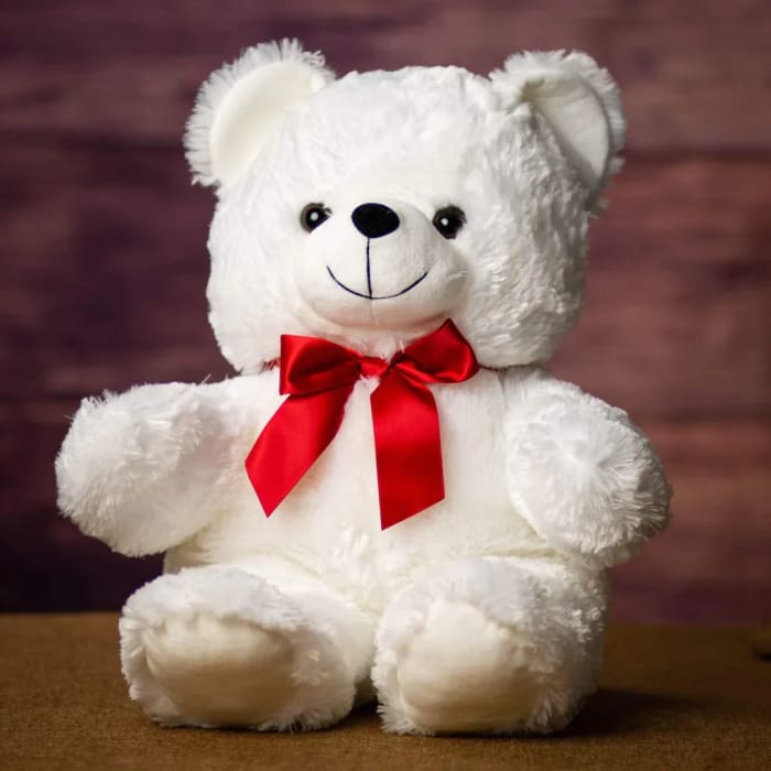 18" White Teddy