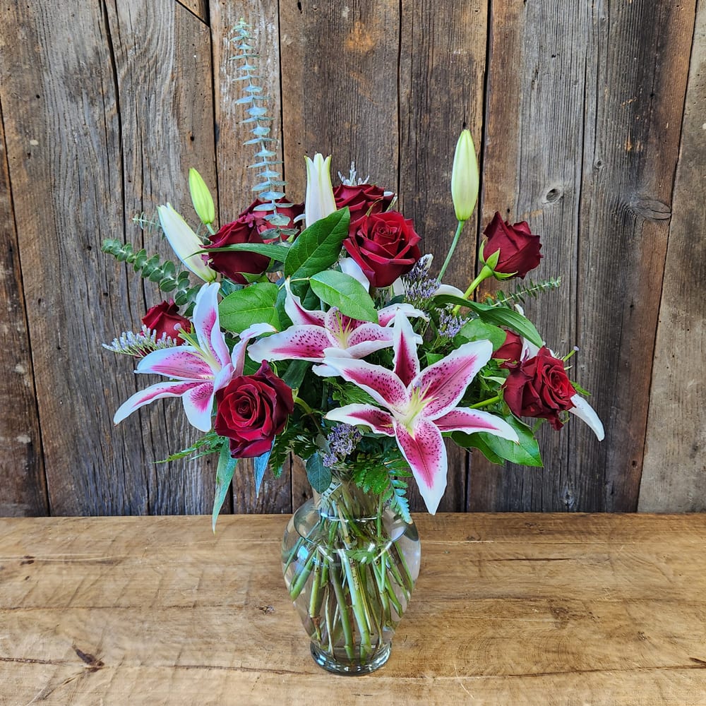 Flowers Medford Oregon for your Anniversary