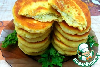 Рецепт: Тонкие пирожки на кефире с картофелем