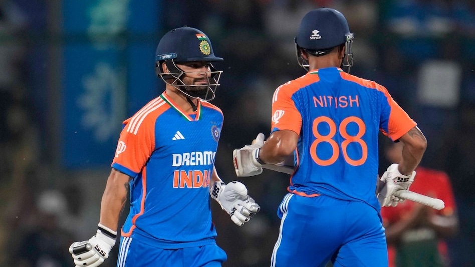 Breaking news headline image