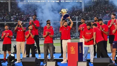 Breaking news headline image