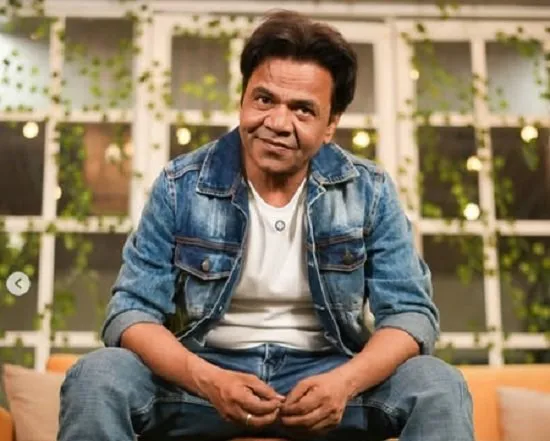 Breaking news headline image