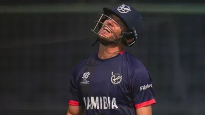 Breaking news headline image