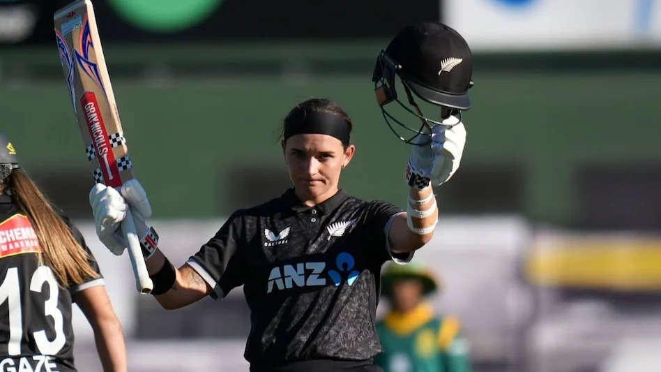 Breaking news headline image