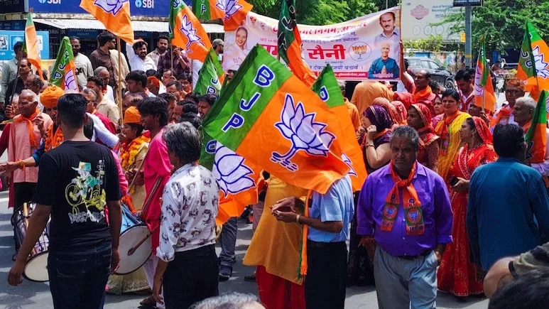 Rajasthan Nikay Chunav 2026: नामांकन के आखिरी दिन BJP में सिंबल पर महा-बवाल; एक वार्ड से 2 दावेदार, सीकर में चले धारदार हथियार