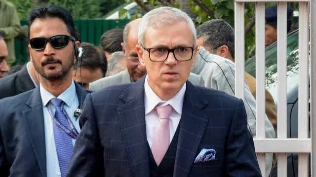 जम्मू-कश्मीर में NC के 17 विधायकों की बैठक से हलचल, बगावत की अटकलों पर पार्टी ने दी सफाई