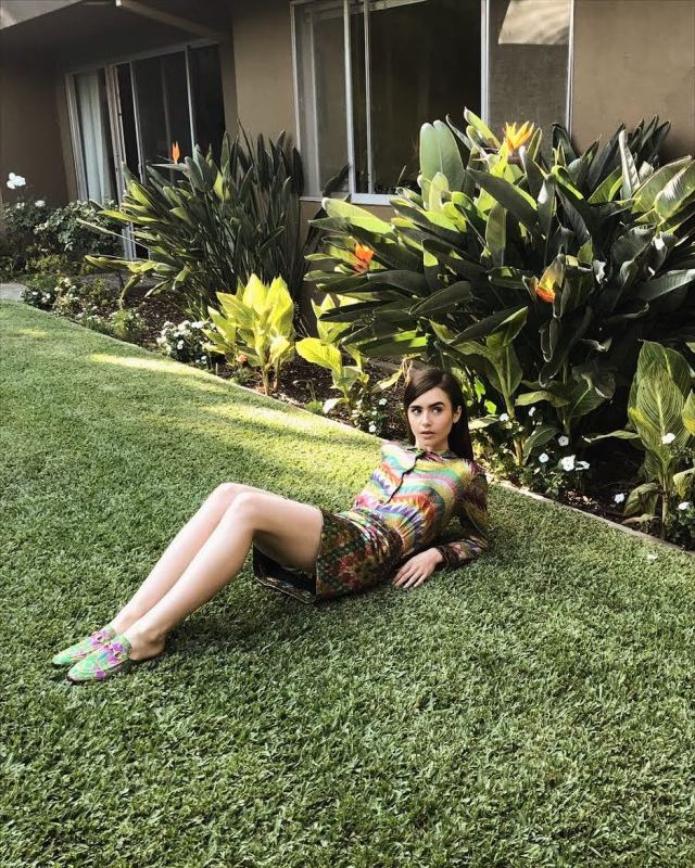 Lily Collins Sexy Legs