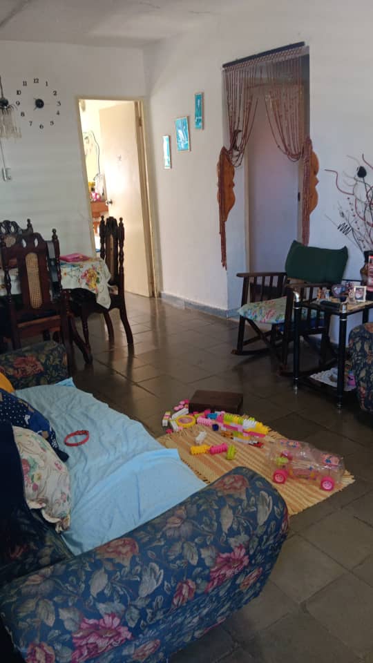 APARTAMENTO SEGUNDO PISO EN PLAYA, REPARTO RESIDENCIAL FLORES · foto 1