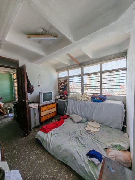 C.Habana:Apto en Piso 6 Con 2 Elevadores En 12 Plantas No C Va Casi La Luz · foto 5