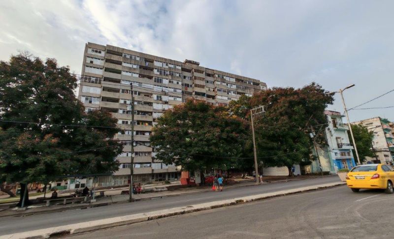 C.Habana:Apto en Piso 6 Con 2 Elevadores En 12 Plantas No C Va Casi La Luz · foto 10