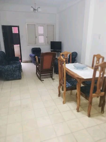 Apartamento interior de 3/4 y 2 baños en Santos Suarez · foto 1