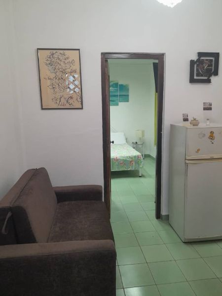 Se vende apartamento en excelente condiciones en el centro histórico de la Habana vieja, excelente para negocio de renta. · foto 4