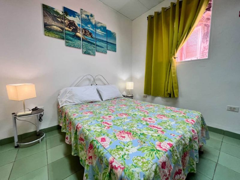Se vende apartamento en excelente condiciones en el centro histórico de la Habana vieja, excelente para negocio de renta. · foto 5