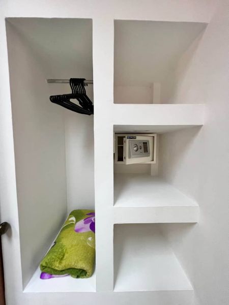 Se vende apartamento en excelente condiciones en el centro histórico de la Habana vieja, excelente para negocio de renta. · foto 7