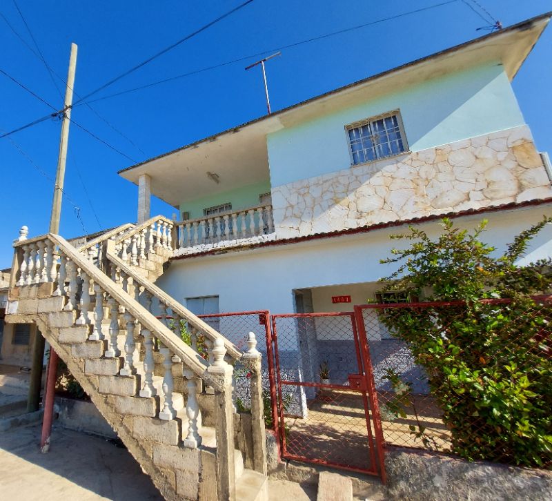 Casa biplanta en el municipio Artemisa · foto 1